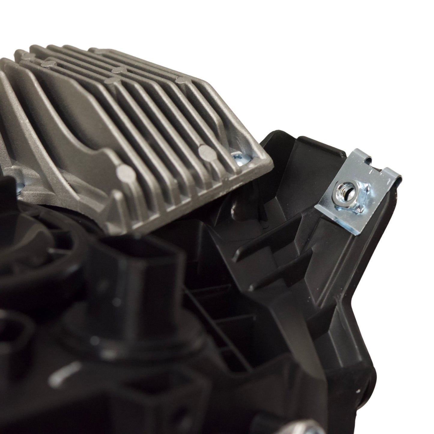 HID Combination Quad Headlight Lens and Housing With Black Bezel and Daytime Running Lights Passenger Side Right For 2017-2020 Chrysler Pacifica