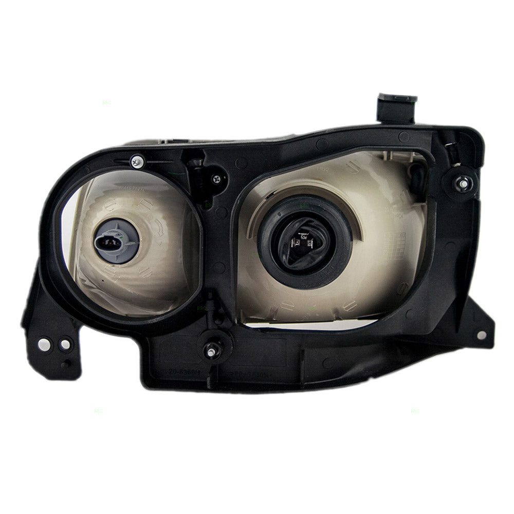 Headlight fits 1999-2004 Chevrolet Tracker Driver Side Headlamp Housing Assembly