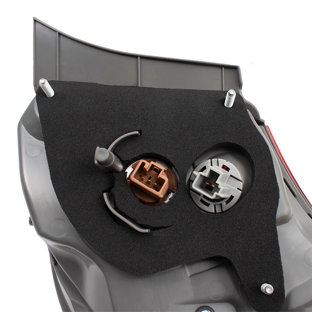 Brock Replacement Drivers Tail Light w/ LED Reverse Lamp Red Lens Compatible with 17-19 Corolla 8156002B10