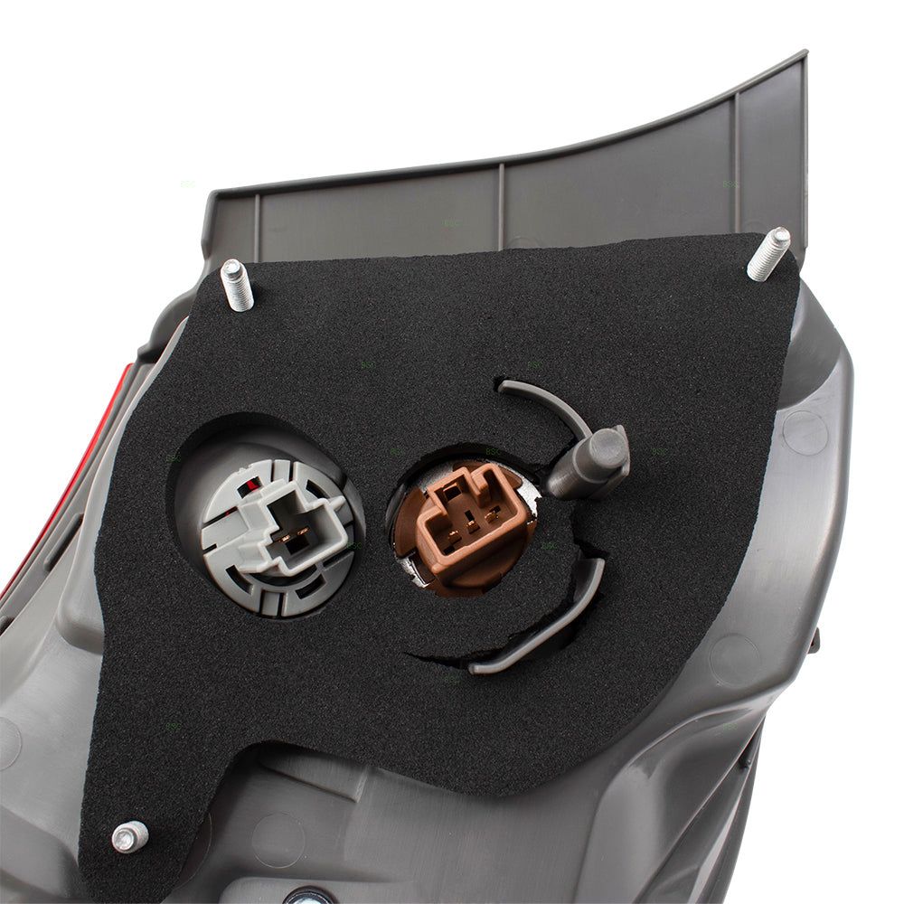 Brock Replacement Passengers Tail Light Red w/ Reverse LED Lamp Right Compatible with 17-19 Corolla 8155002B10