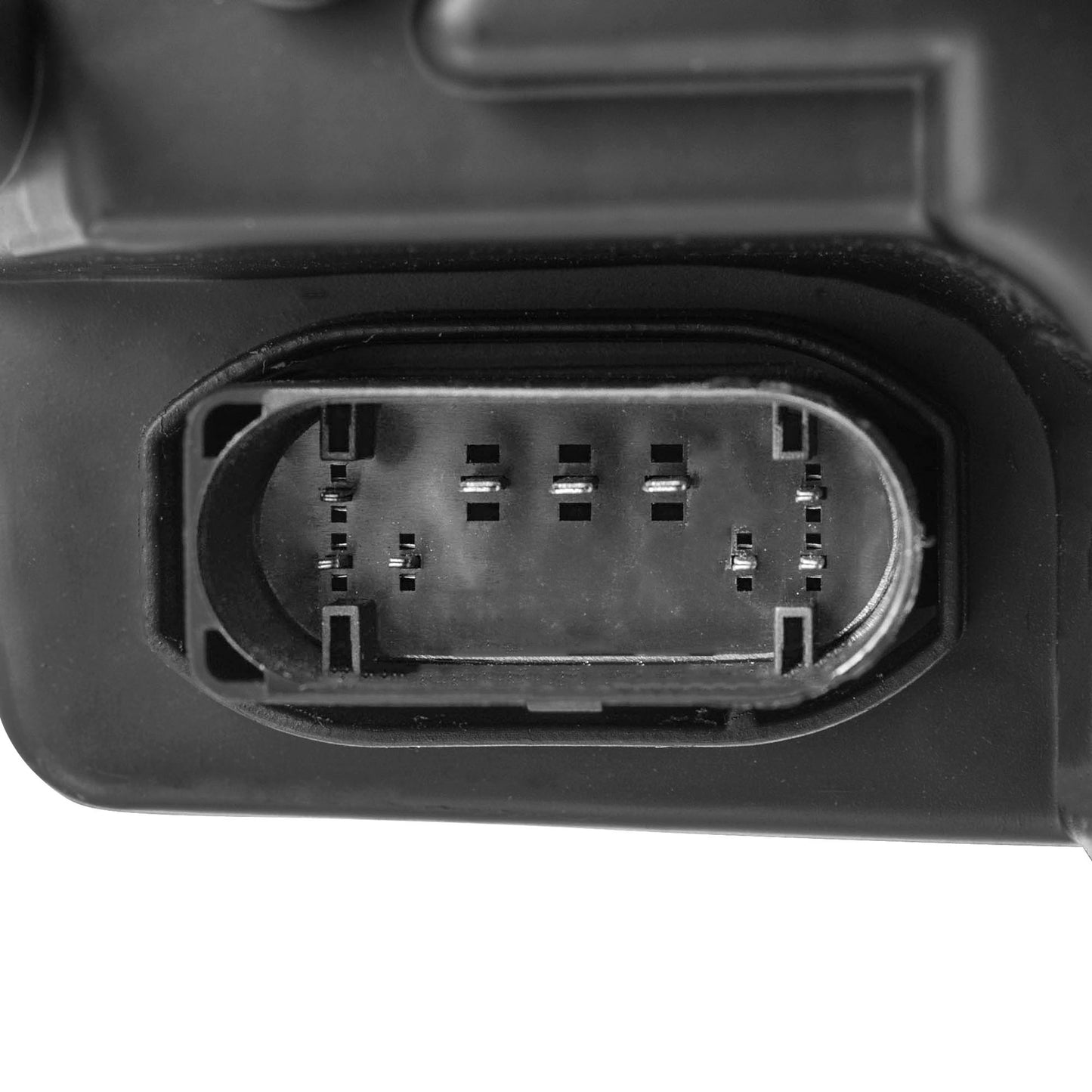 Brock Replacement Driver and Passenger Side Projector Type Halogen Combination Headlight Assemblies with Chrome Bezel Compatible with 2016-2018 1500/2500/3500 & 2019-2021 1500 Classic