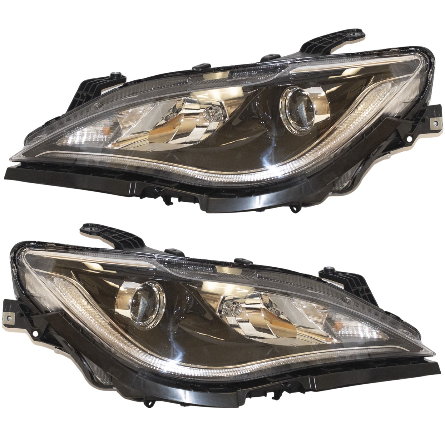 Halogen Combination Quad Headlight Lens and Housing With Chrome Bezel Without Daytime Running Lights 2 Piece Set Driver Side Left Passenger Side Right For 2017-2020 Chrysler Pacifica 2020 Chrysler Voyager