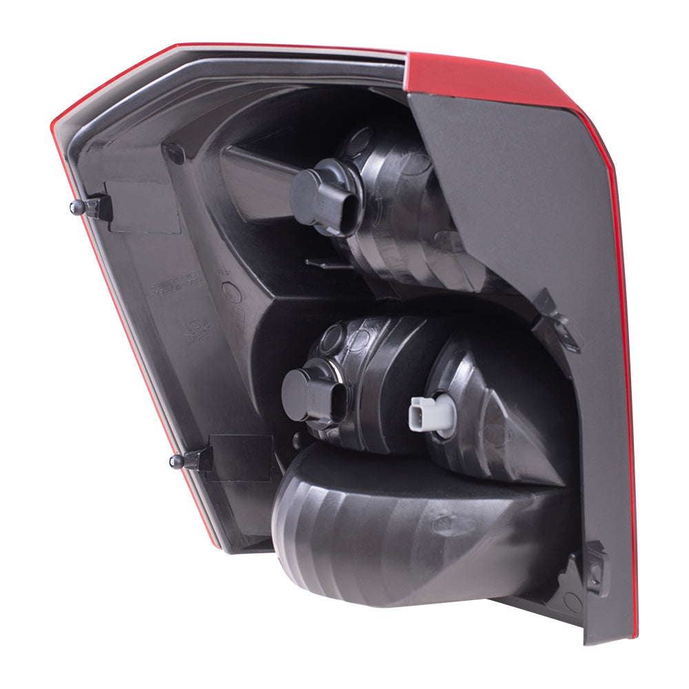 Brock Replacement Passenger Tail Light Quarter Panel Mounted Lens Compatible with 2007 Caliber 5303752AD