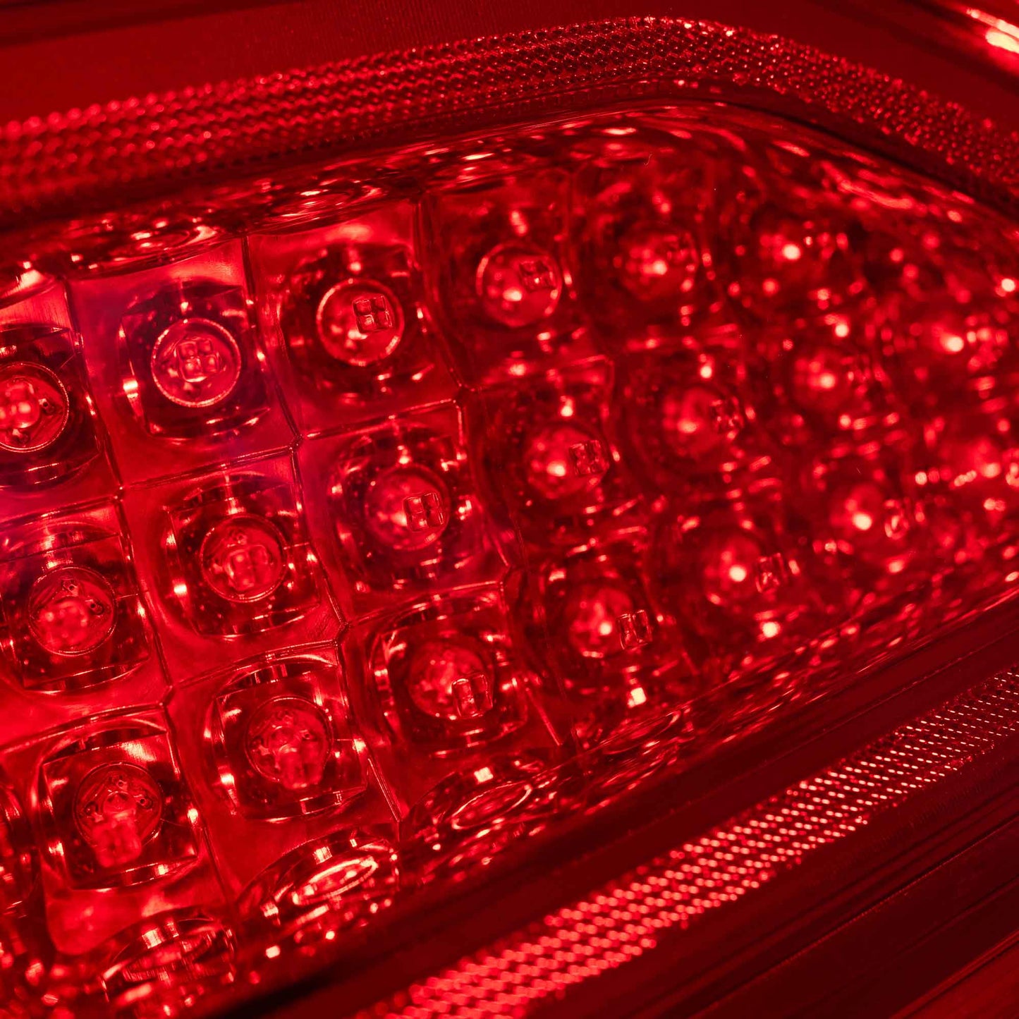 CAPA Certified Combination Tail Light Assembly With Chrome Bezel For 2015-2023 Chrysler 300