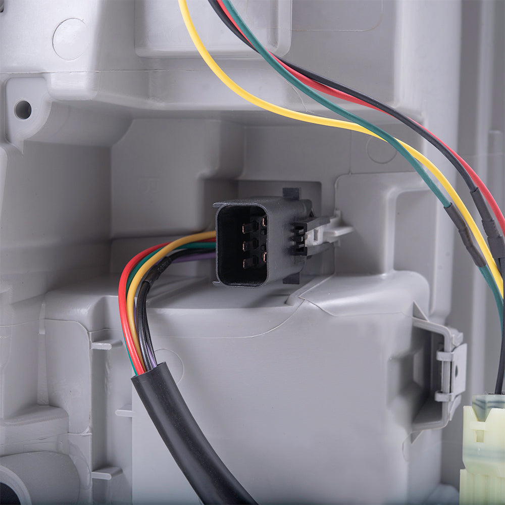 2013-2018 RAM Pickup LED Combination Tail Light Assembly Set Simple Design With Chrome Trim LH+RH 2019-2023 RAM 1500 Classic