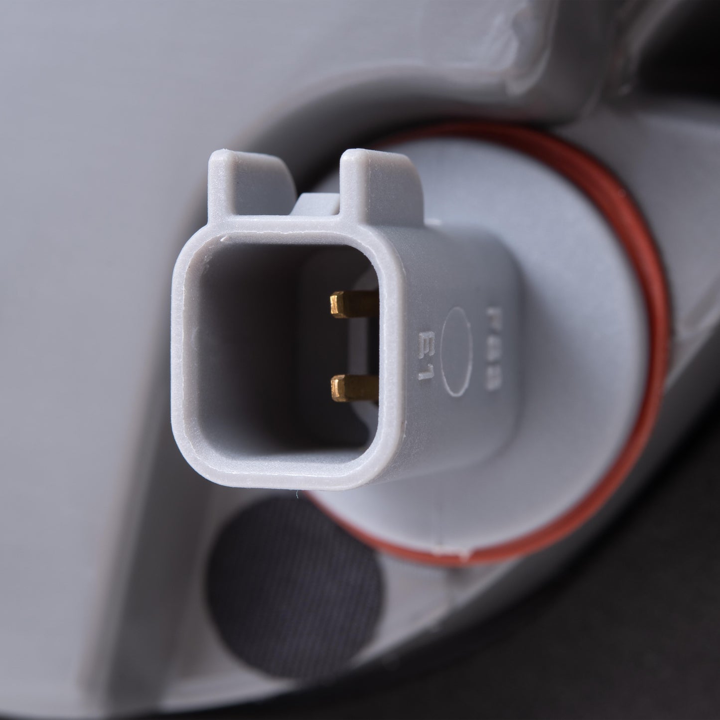 Combination Tail Light Set With Gray Bezel Without Platinum Insert Driver Left Passenger Right Liftgate Mounted for  2014-2021 Jeep Grand Cherokee Altitude/Laredo/Limited/Overland/Summit LH 2022 Jeep Grand Cherokee WK Altitude/Laredo/Limited/Overland/Summ