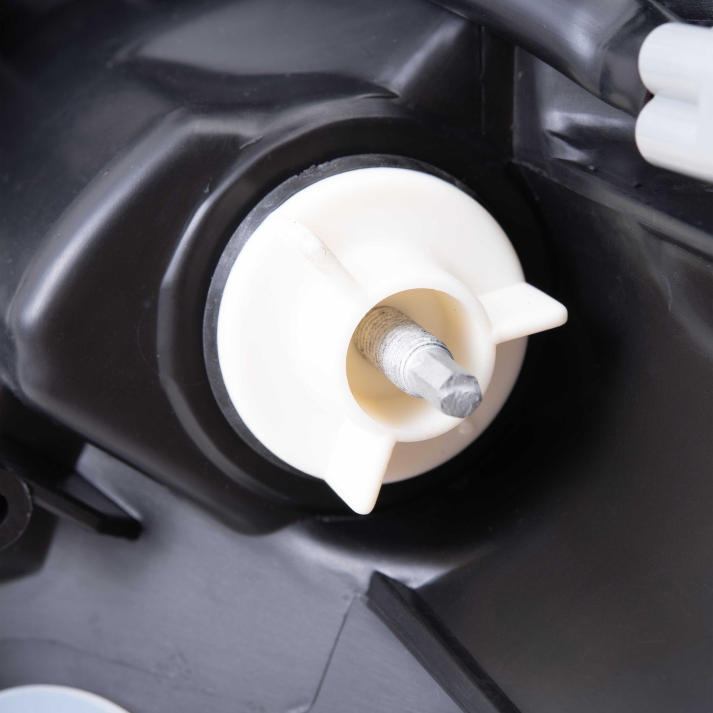 Halogen Headlight Assembly Driver Left For 2015-2017 Nissan Juke