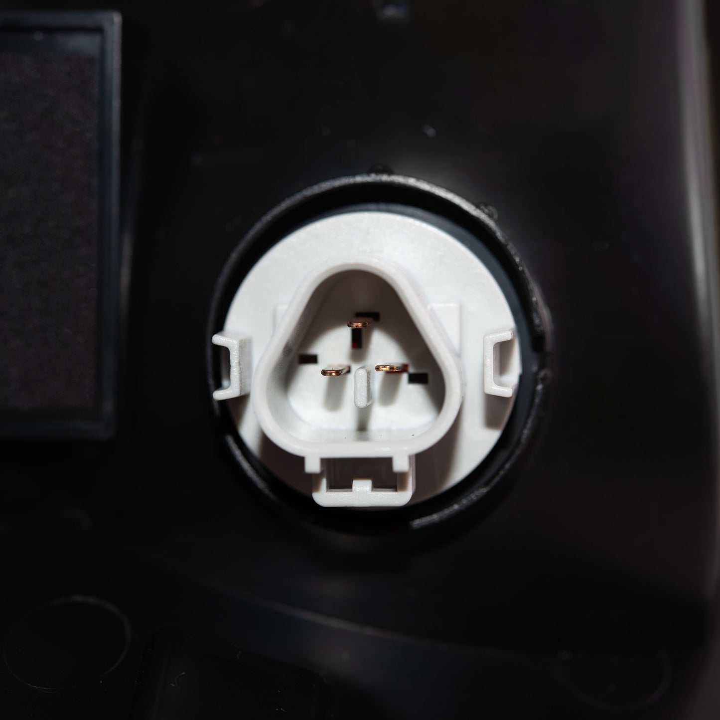 CAPA Certified Combination Tail Light Assembly Right For 2017-2020 Nissan Pathfinder