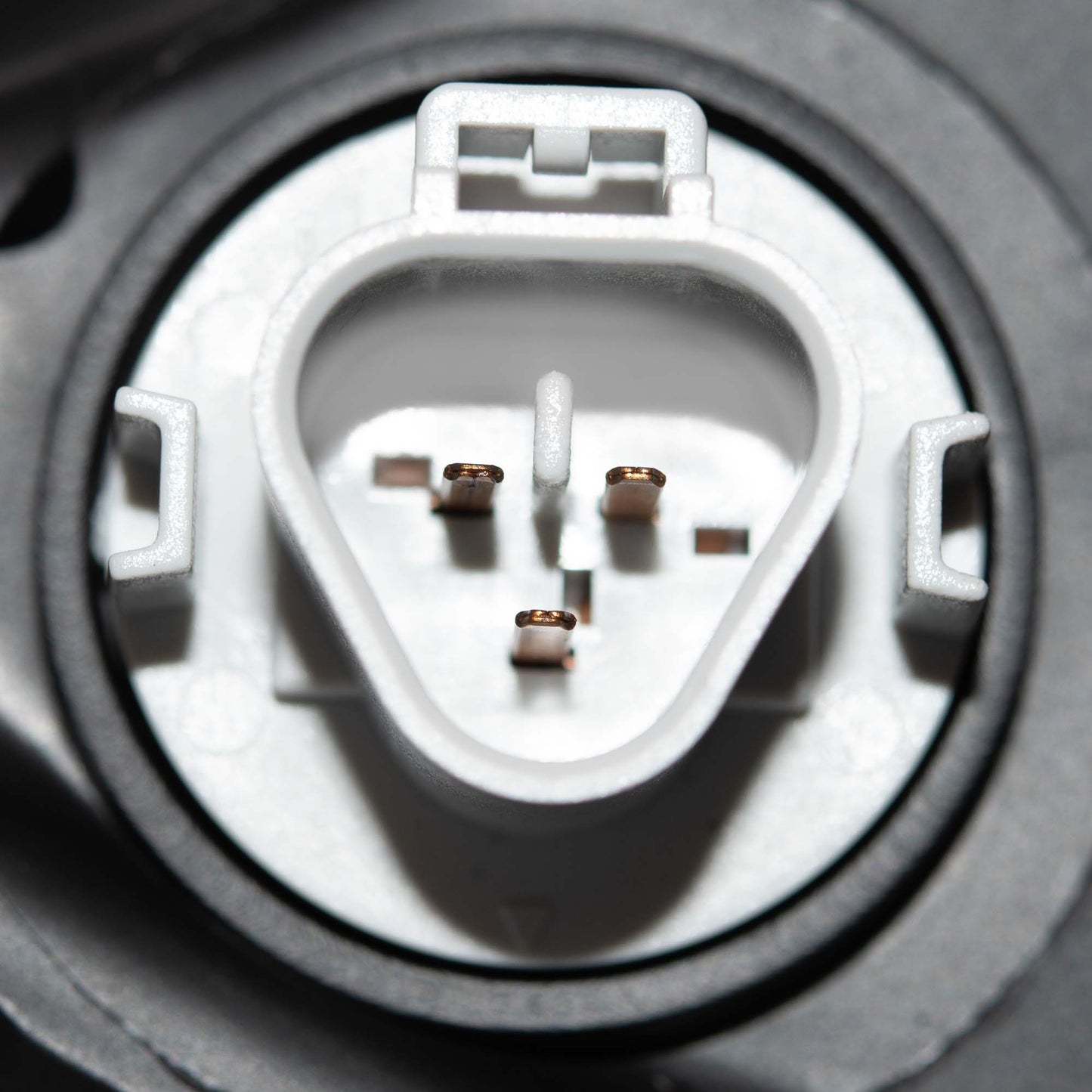 CAPA Certified LED Combination Headlight Assembly With Black Bezel Left For 2019-2022 Toyota RAV4 LE North America Built Without LED Signal Light 2019-2021 Toyota RAV4 Hybrid LE North American Built Without Adaptive Lighting