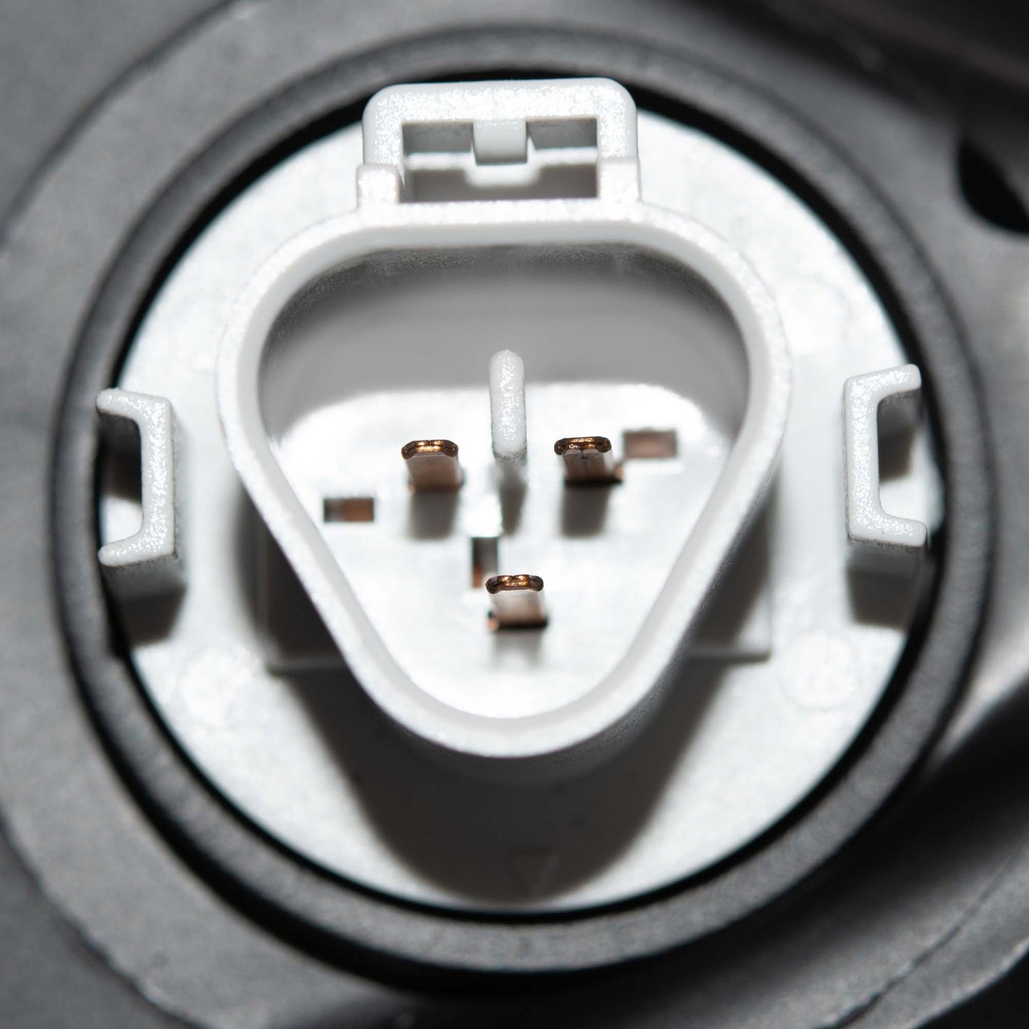 CAPA Certified LED Combination Headlight Assembly With Black Bezel Right For 2019-2022 Toyota RAV4 LE North America Built Without LED Signal Light 2019-2021 Toyota RAV4 Hybrid LE North American Built Without Adaptive Lighting