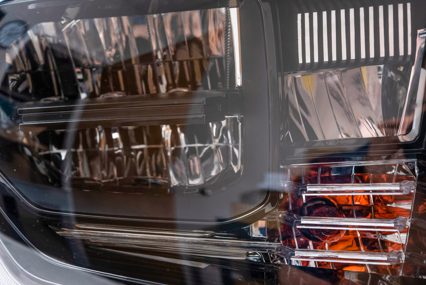 Brock Aftermarket Replacement Driver Left Passenger Right LED Combination Headlight Assembly Set With Smoked Chrome Accent Compatible With 2019-2021 Toyota Tundra