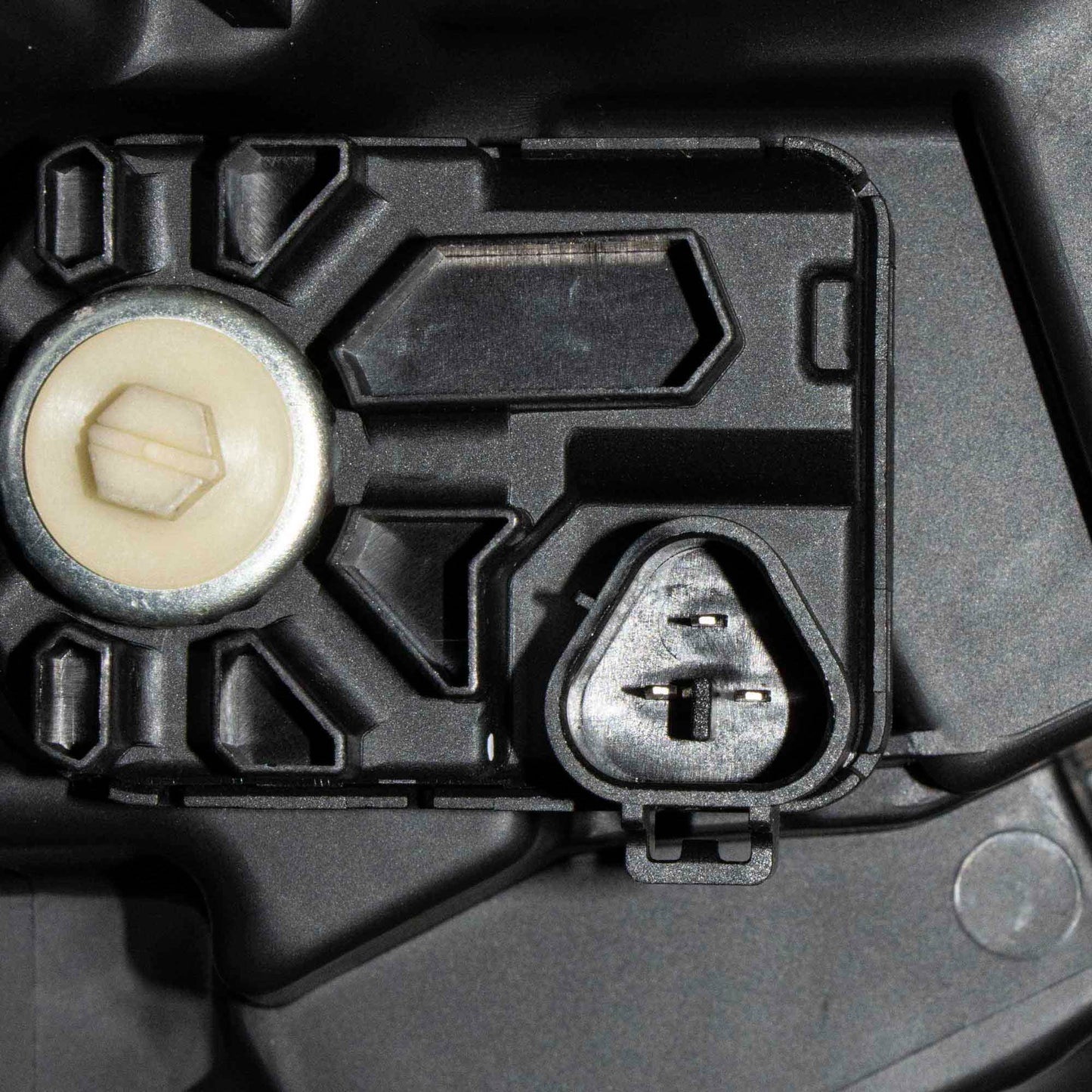 LED Combination Headlight Assembly Without LED Signal Light Driver Side Left For 2022-2024 Toyota Tundra 2022-2024 Toyota Tundra Hybrid 2023-2025 Toyota Sequoia