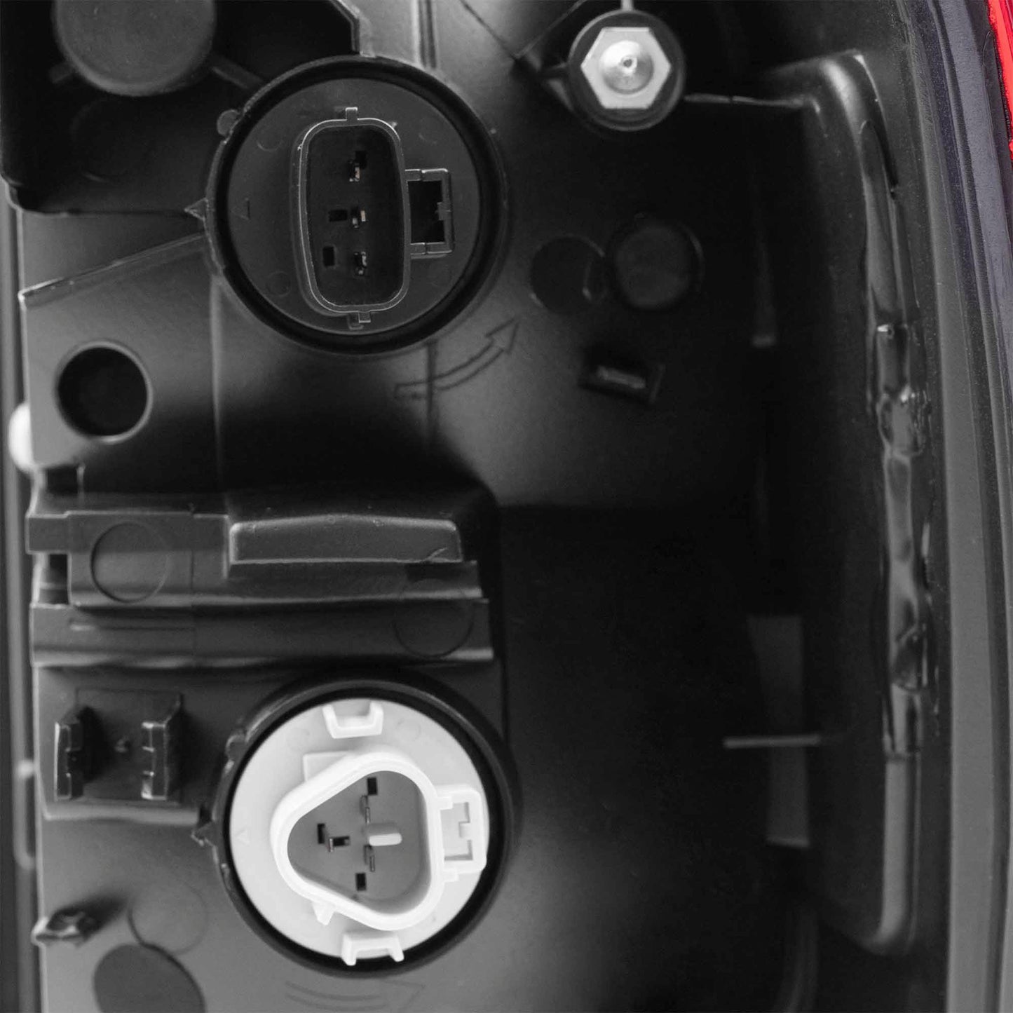 Brock Aftermarket Replacement Driver Left Combination Tail Light Assembly Without Black Bezel Compatible With 2016-2017 Toyota Tacoma SR/SR5