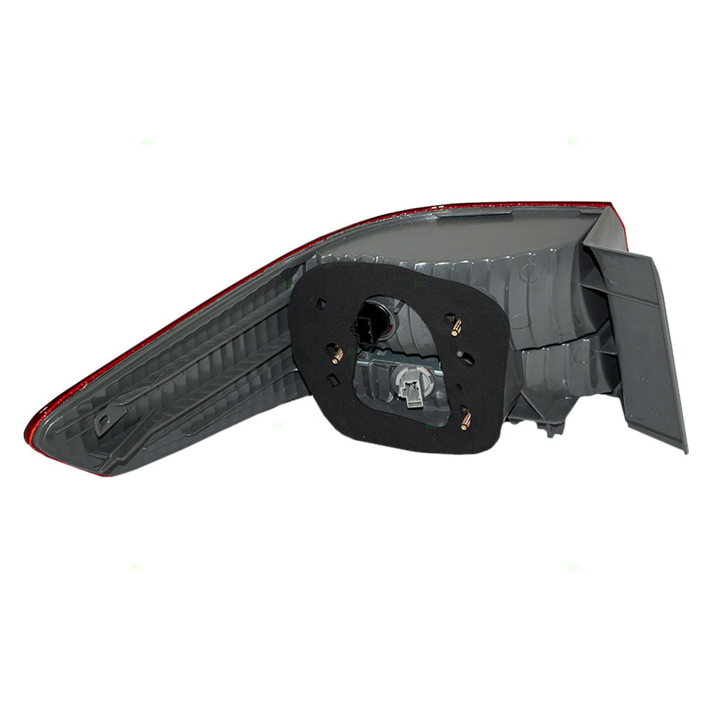 Brock Replacement Passengers Taillight Tail Lamp Compatible with 03-04 Accord 33501-SDA-A01