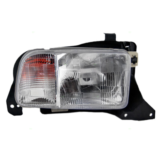 Brock Replacement Passenger Headlight Compatible with 1999-2004 Tracker 91174685