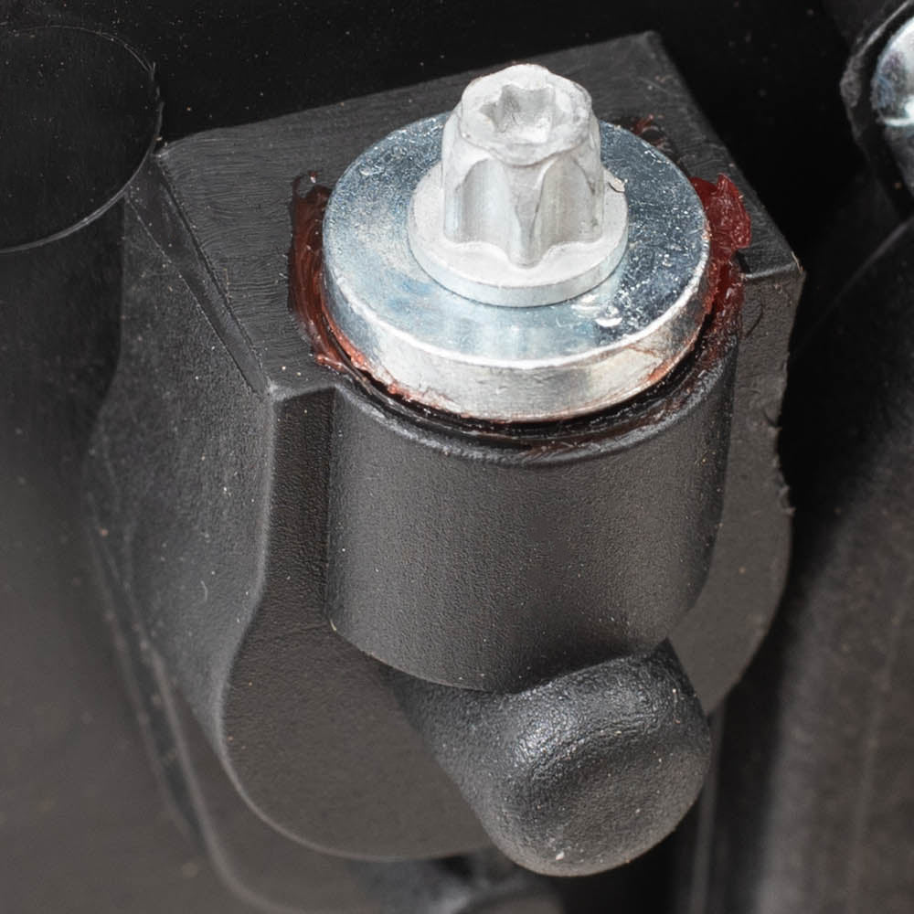 Headlight fits 2000-2003 Cadillac DeVille Passenger Headlamp w/ Housing Assembly