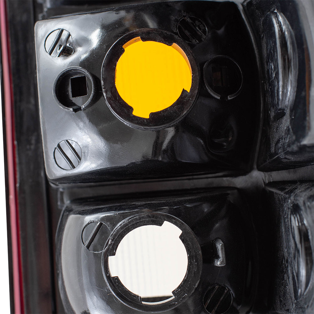 Brock Replacement Driver Tail Light Compatible with 2001-2003 Silverado Sierra 3500 Fleetside Pickup Truck 19169019