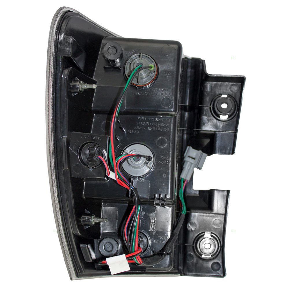 Brock Replacement Passenger Tail Light Compatible with 2005-2009 Equinox 5490027