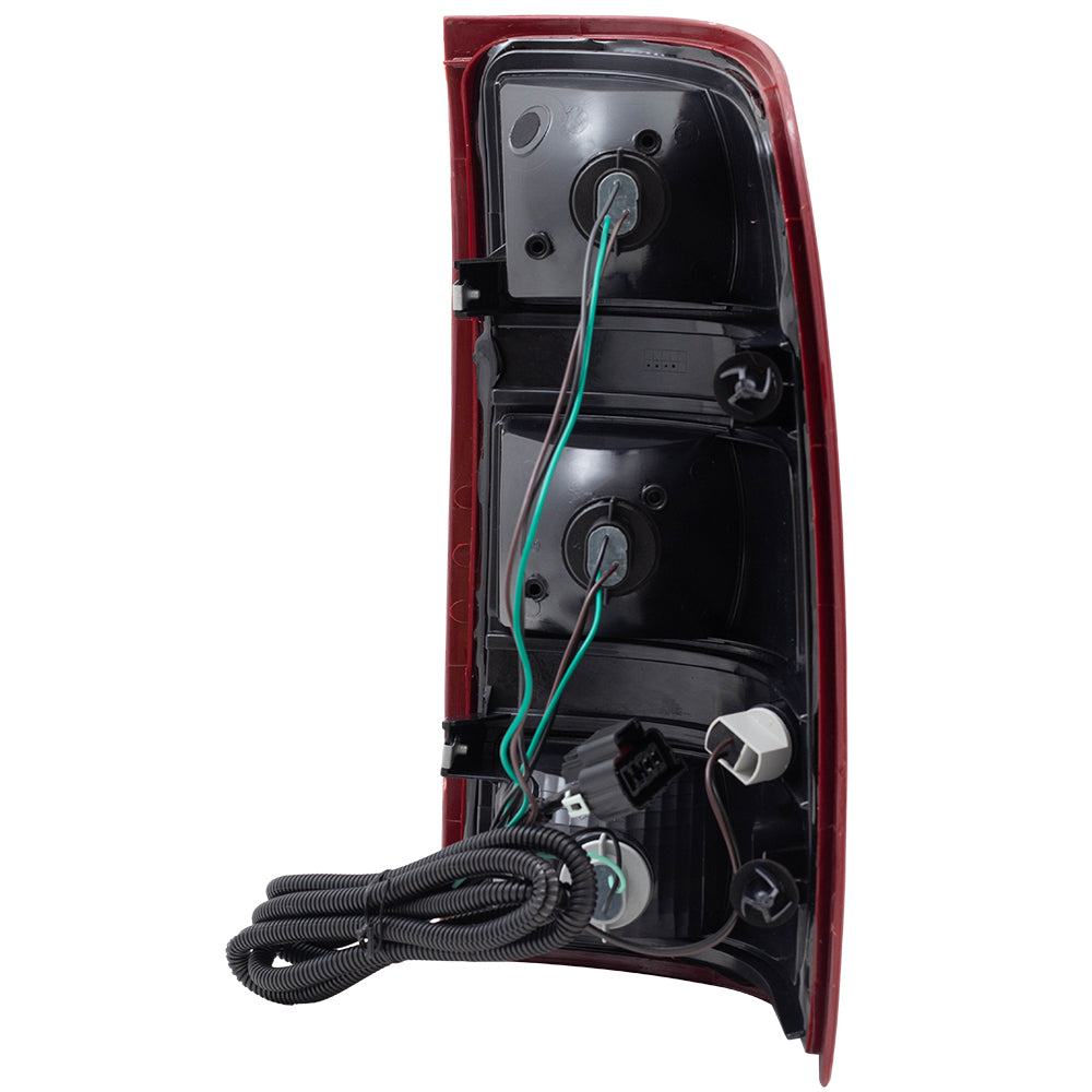Brock Replacement Driver Tail Light Lens Compatible with 2007-2013 Sierra Pickup Truck 25958484