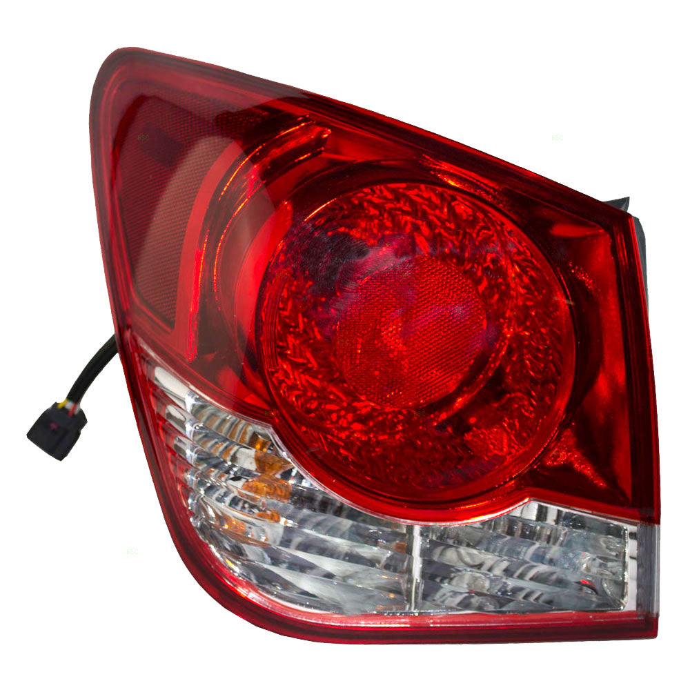 Brock Replacement Driver Tail Light Quarter Panel Mounted Taillamp Compatible with 11-15 Cruze & 16 Cruze Limited 96828250
