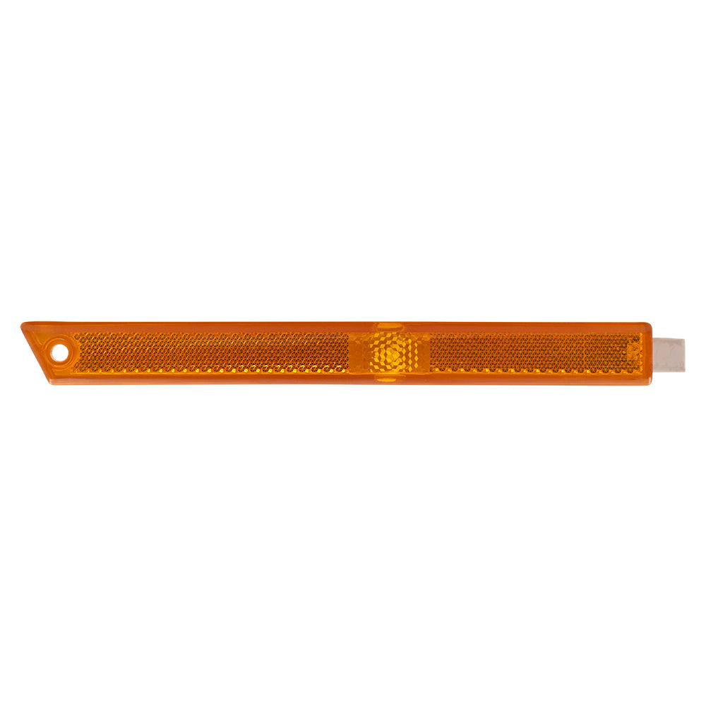 Brock Replacement Passenger Side, Side Marker Light Unit Compatible with 1997-2003 Malibu and 04-05 Malibu Classic and 97-99 Cutlass 16522558