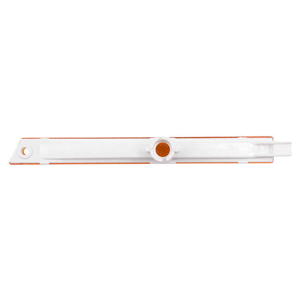 Brock Replacement Passenger Side, Side Marker Light Unit Compatible with 1997-2003 Malibu and 04-05 Malibu Classic and 97-99 Cutlass 16522558