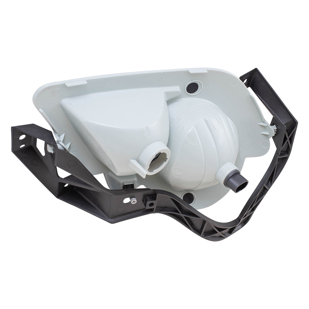 Brock Replacement Passenger Fog Light Compatible with 2002-2006 Avalanche Pickup Truck with Body Cladding 15040362