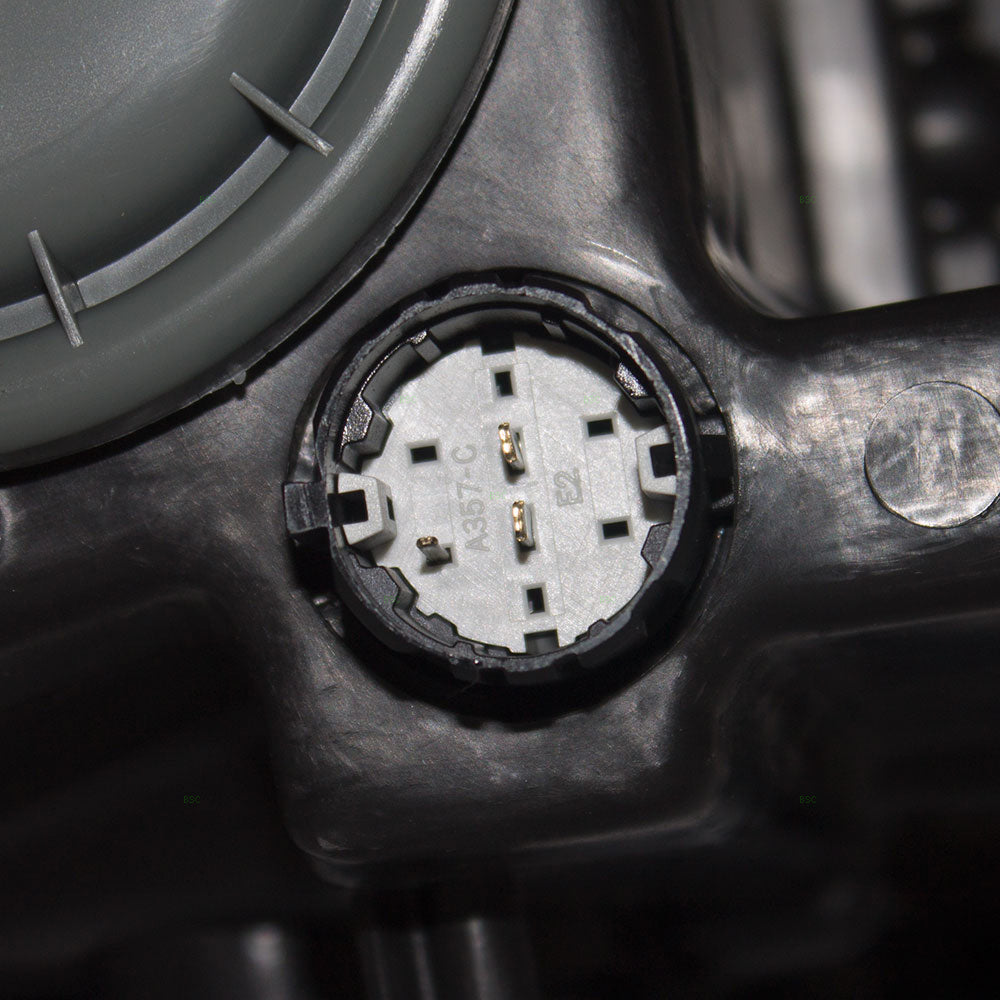 Brock Replacement Driver Halogen Headlight Lens with Black Trim Compatible with 2013-2014 Dart 68085141AH