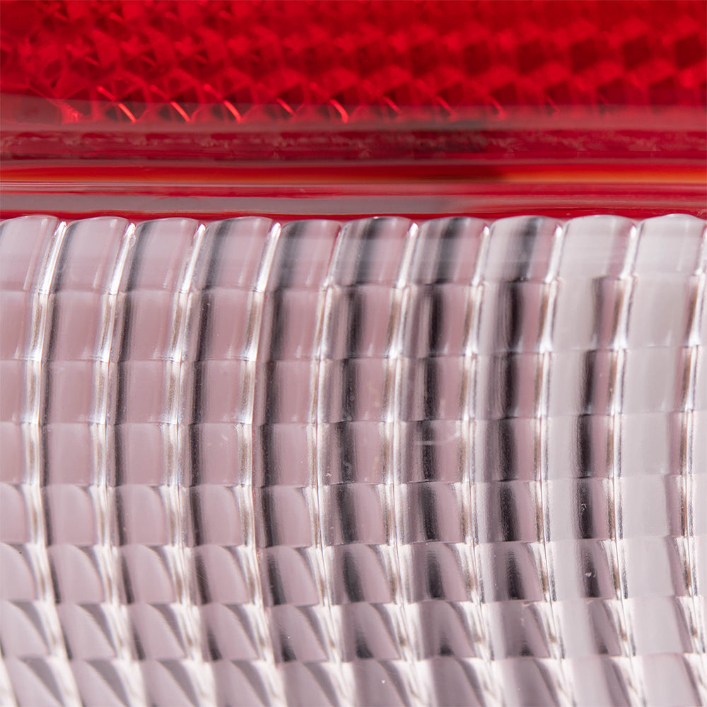Brock Replacement Passenger Taillight with Circuit Board Compatible with 1996-2000 Caravan Voyager Town & Country 4576244