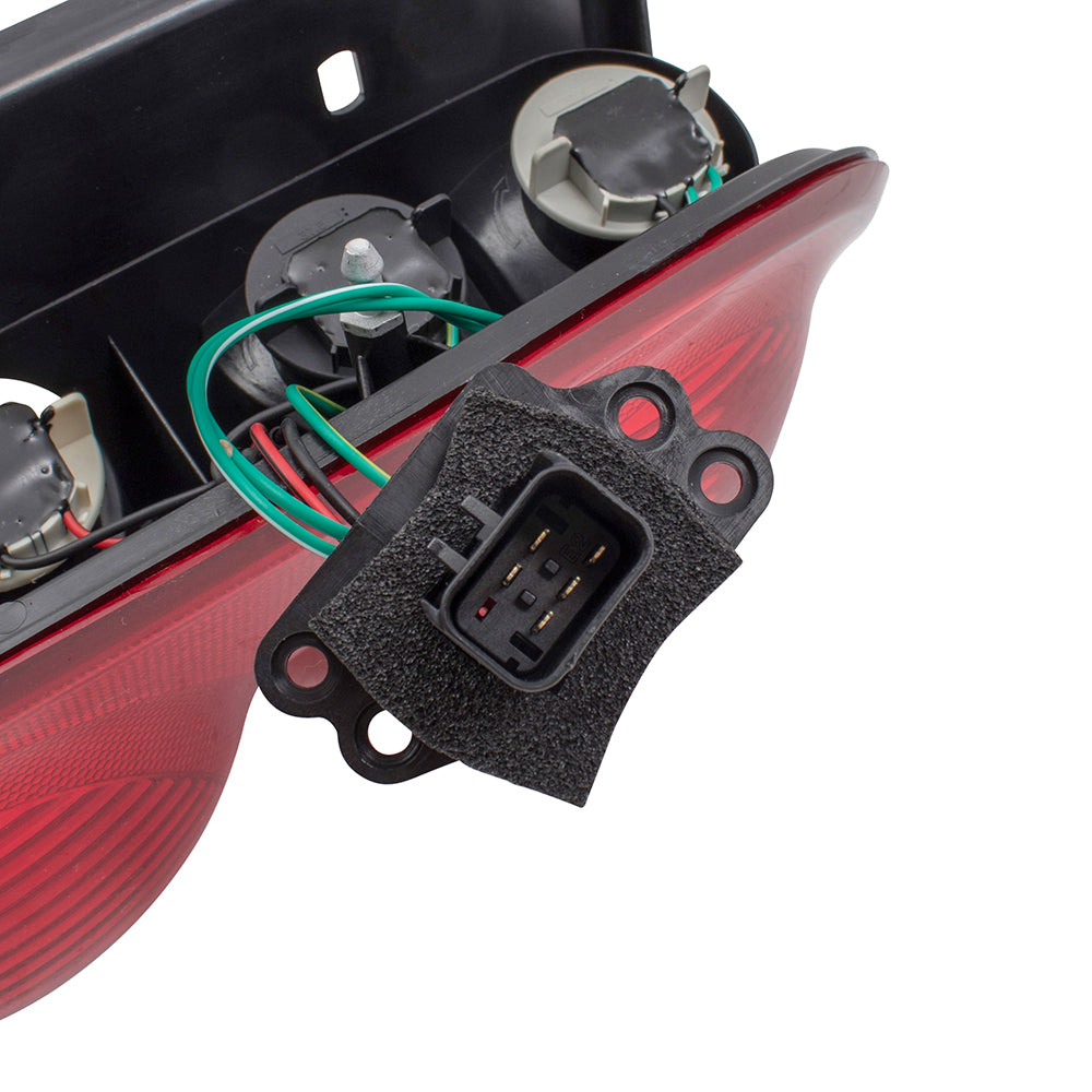 Brock Replacement Driver Tail Light with Harness and Bulb Sockets Compatible with 2002-2004 Liberty 55155829AH