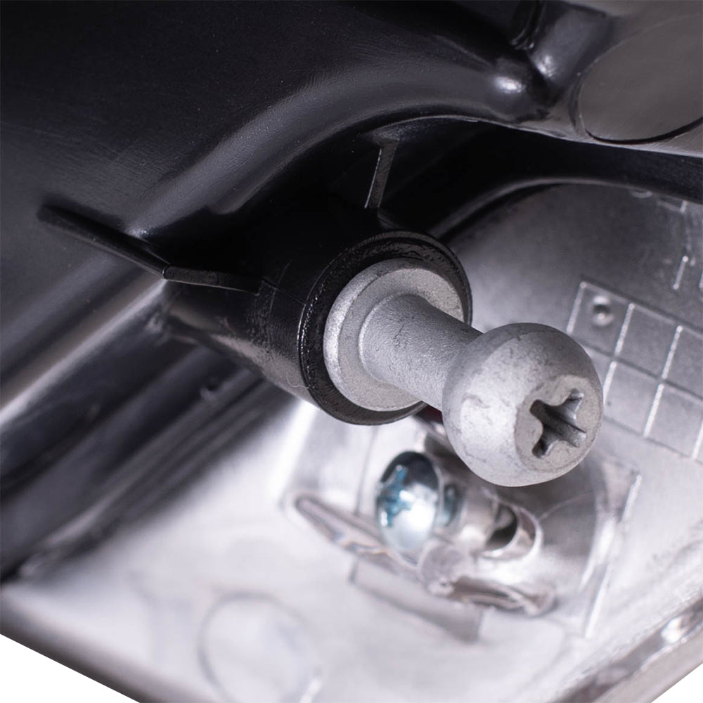 Brock Replacement Driver Side Tail Light Assembly with Silver Bezel without Platinum Insert Body Mounted Compatible with 14-20 Grand Cherokee
