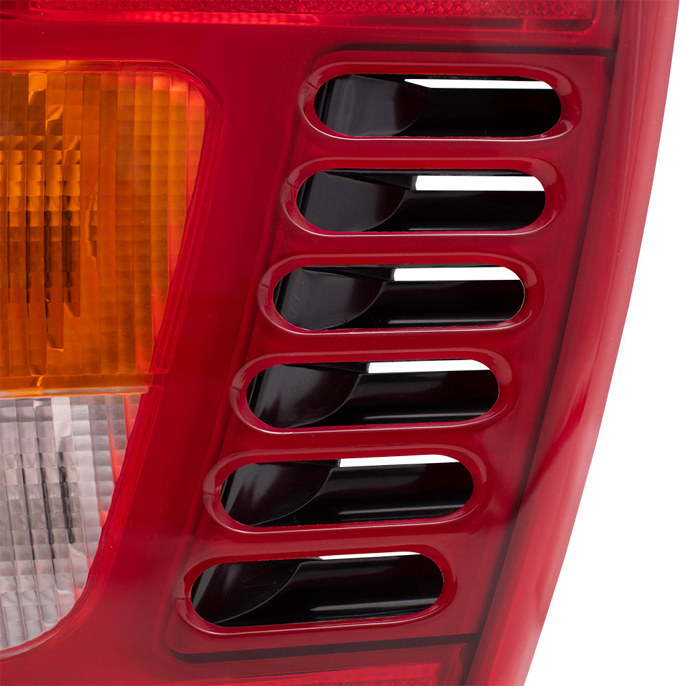 Brock Aftermarket Replacement Passenger Right Tail Light Assembly with Circuit Board-Bulbs-Sockets Compatible with 1999-2002 Jeep Grand Cherokee Built to 11/01