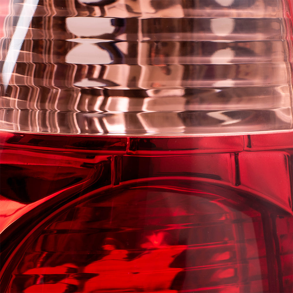 Brock Replacement Driver and Passenger Taillights Tail Lamps Compatible with 03-05 SUV 81561-35270 81551-35310