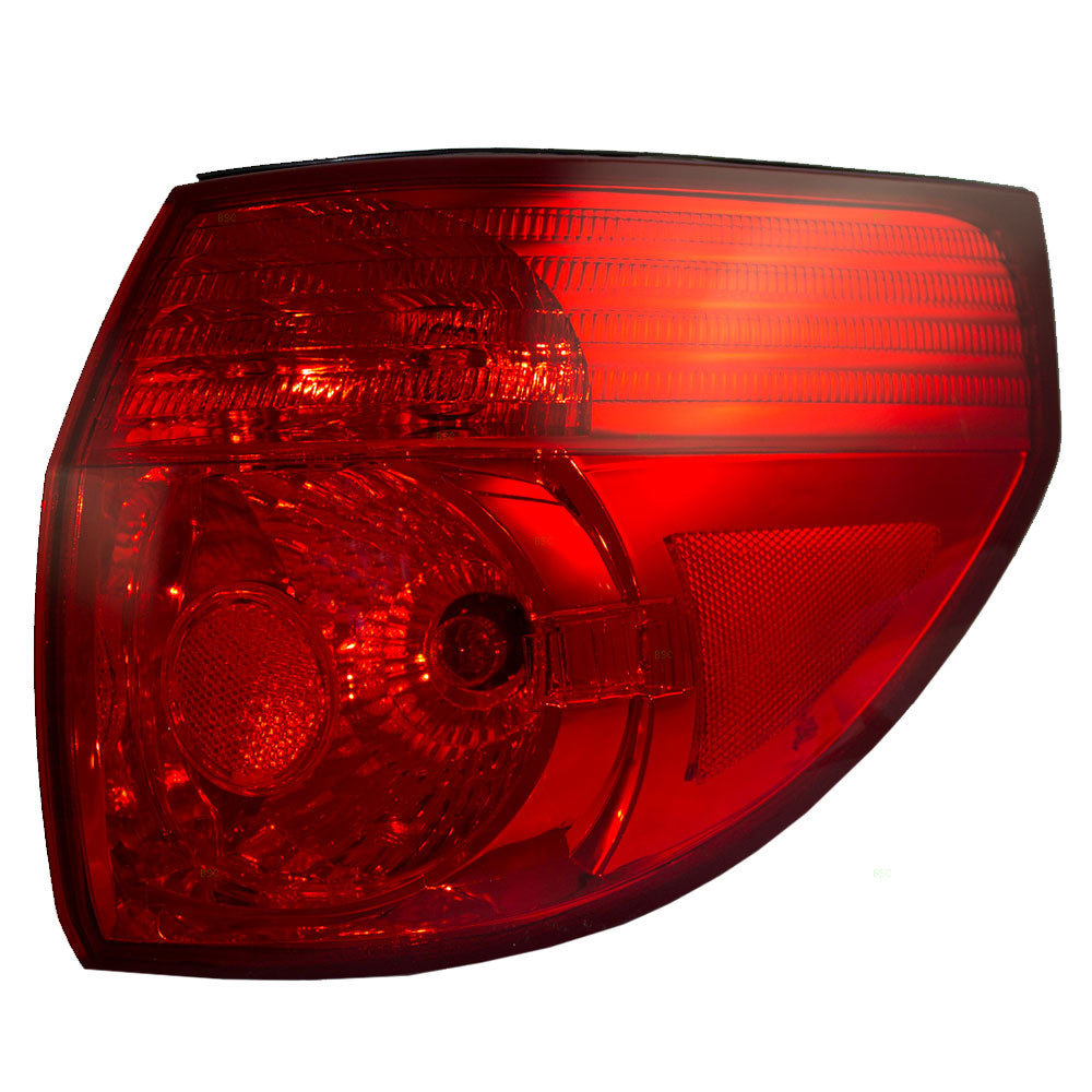 Brock Replacement Passengers Taillight Quarter Panel Mounted Tail Lamp Compatible with 06-10 Van 81550AE020