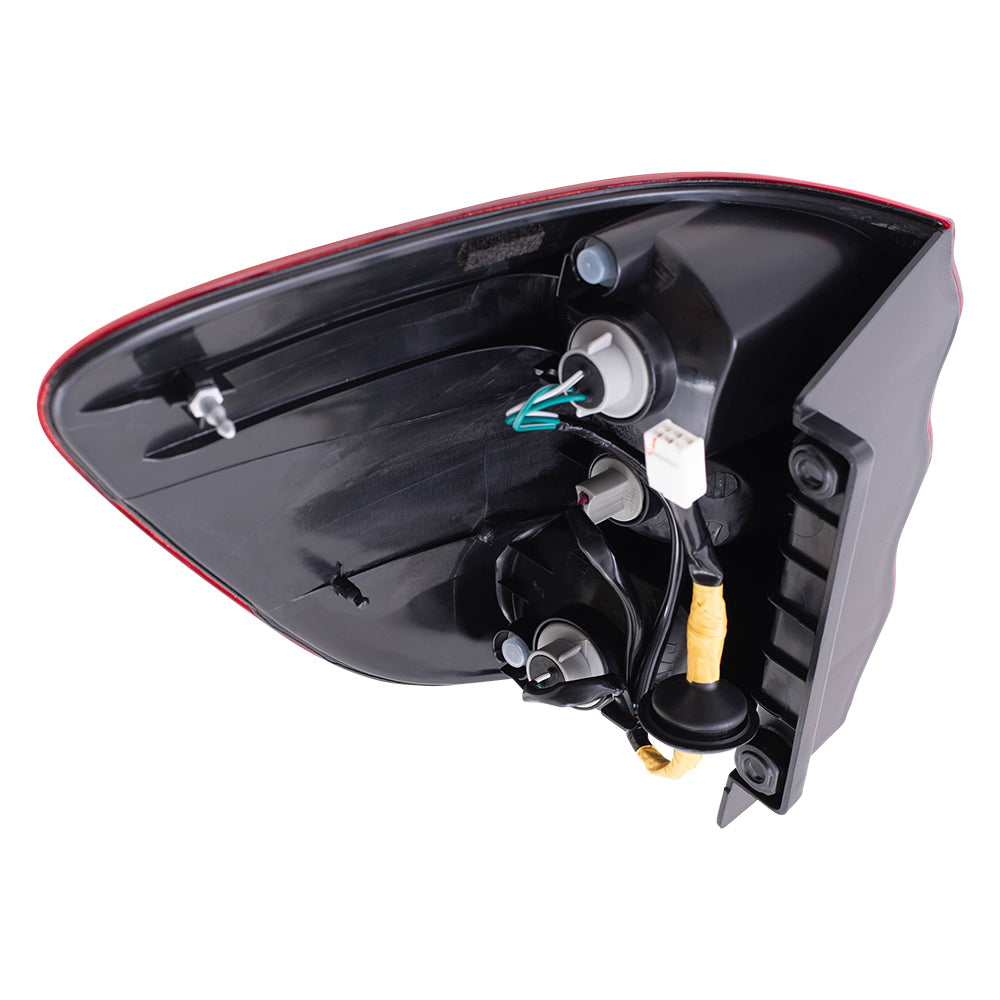 Brock Replacement Driver Side Quarter Mounted Tail Light Assembly Compatible with 01-04 Sequoia