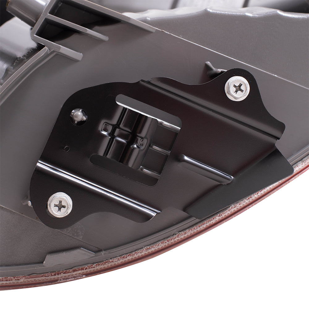 Brock Replacement Driver and Passenger Side Quarter Mounted Tail Light Assemblies Compatible with 13-16 Venza