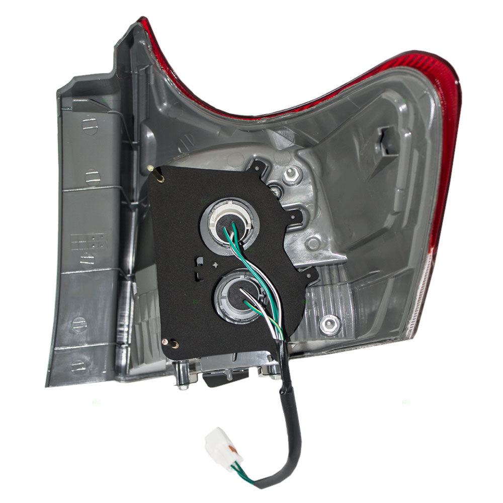 Brock Replacement Drivers Taillight Quarter Panel Mounted Tail Lamp Compatible with 09-12 Venza 815600T010