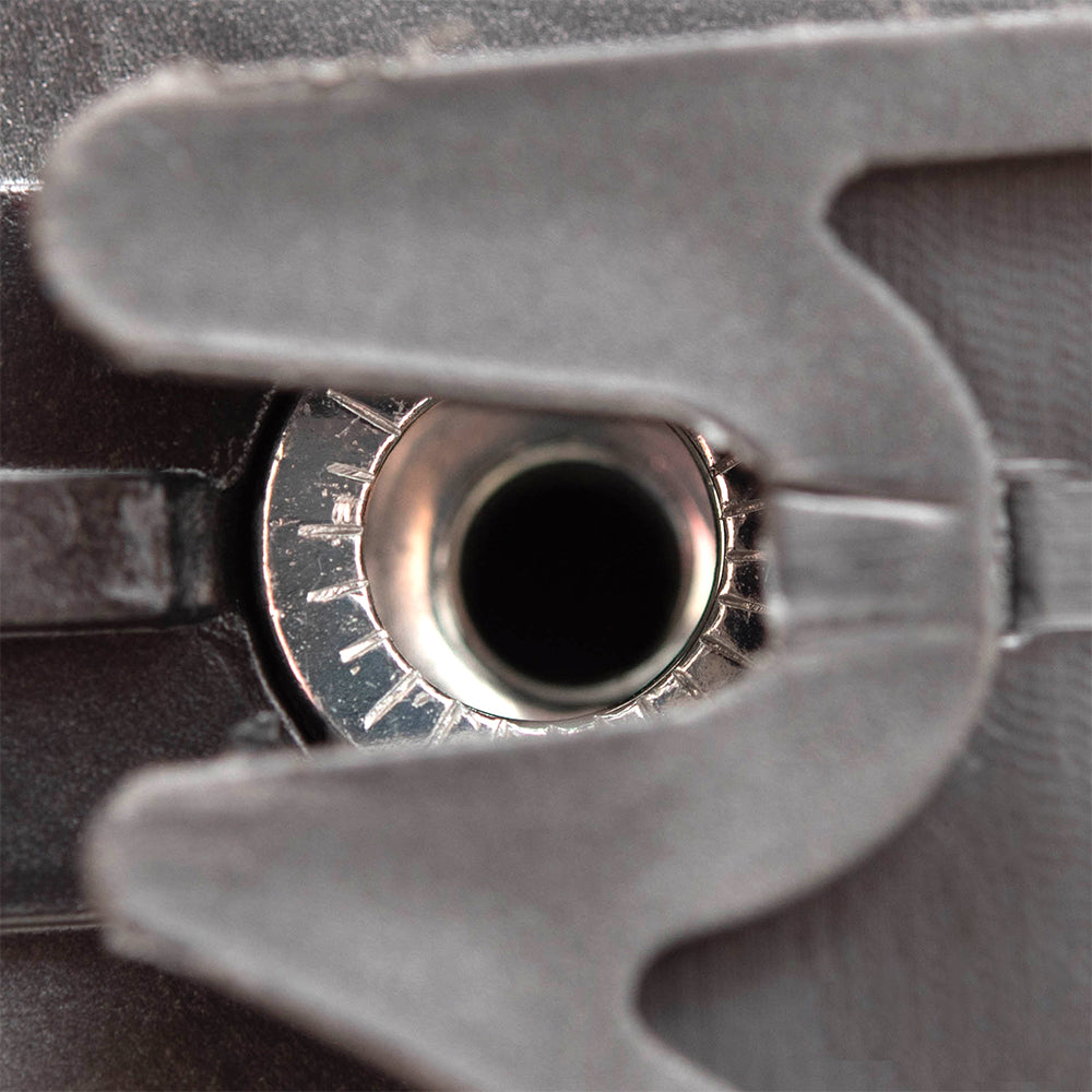 Brock Replacement Driver and Passengers Fog Light Assemblies with Black Bezel and Daytime Running Light Compatible with 04-17 VNL 04-15 VN 82793456 82793458