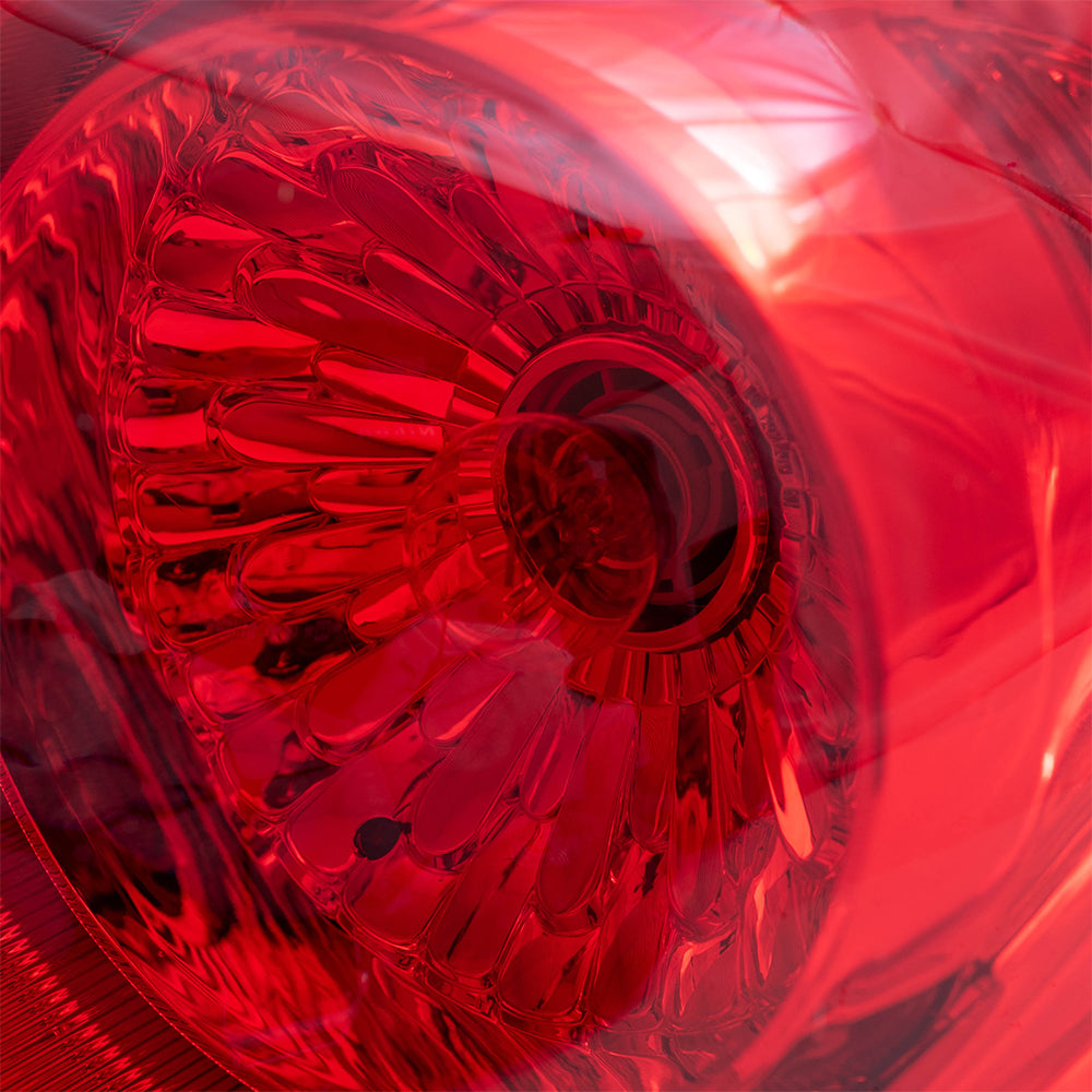 Brock Replacement Passengers Taillight Quarter Panel Mounted Tail Lamp Compatible with 2007-2010 Elantra 924022H050